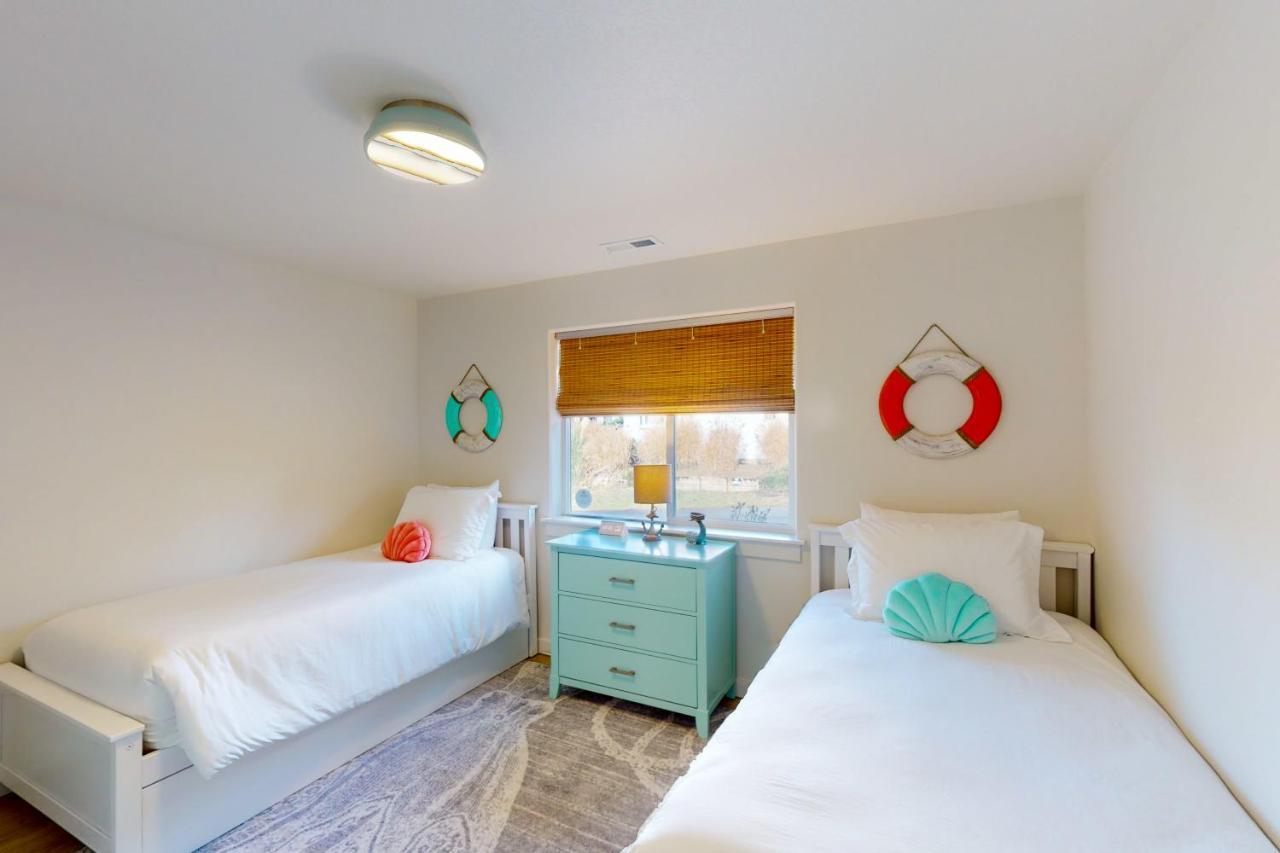 Turquoise Dreams Villa Lincoln City Exterior foto